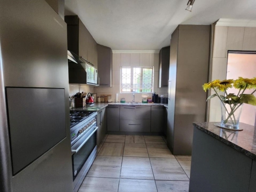 4 Bedroom Property for Sale in Tlhabane West North West